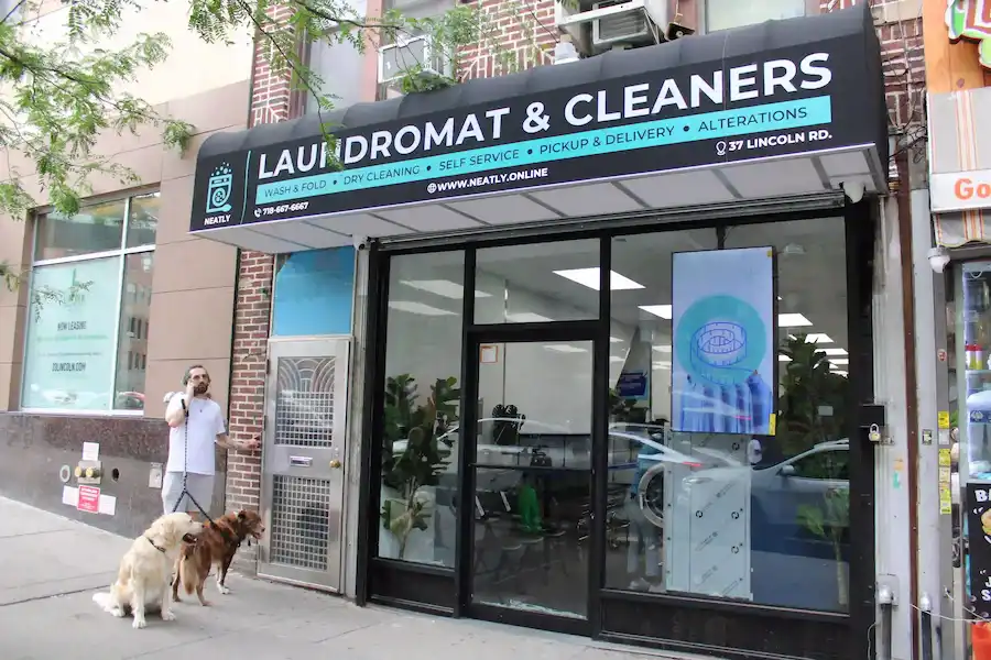 Neatly Laundromat Brooklyn Lincoln Rd